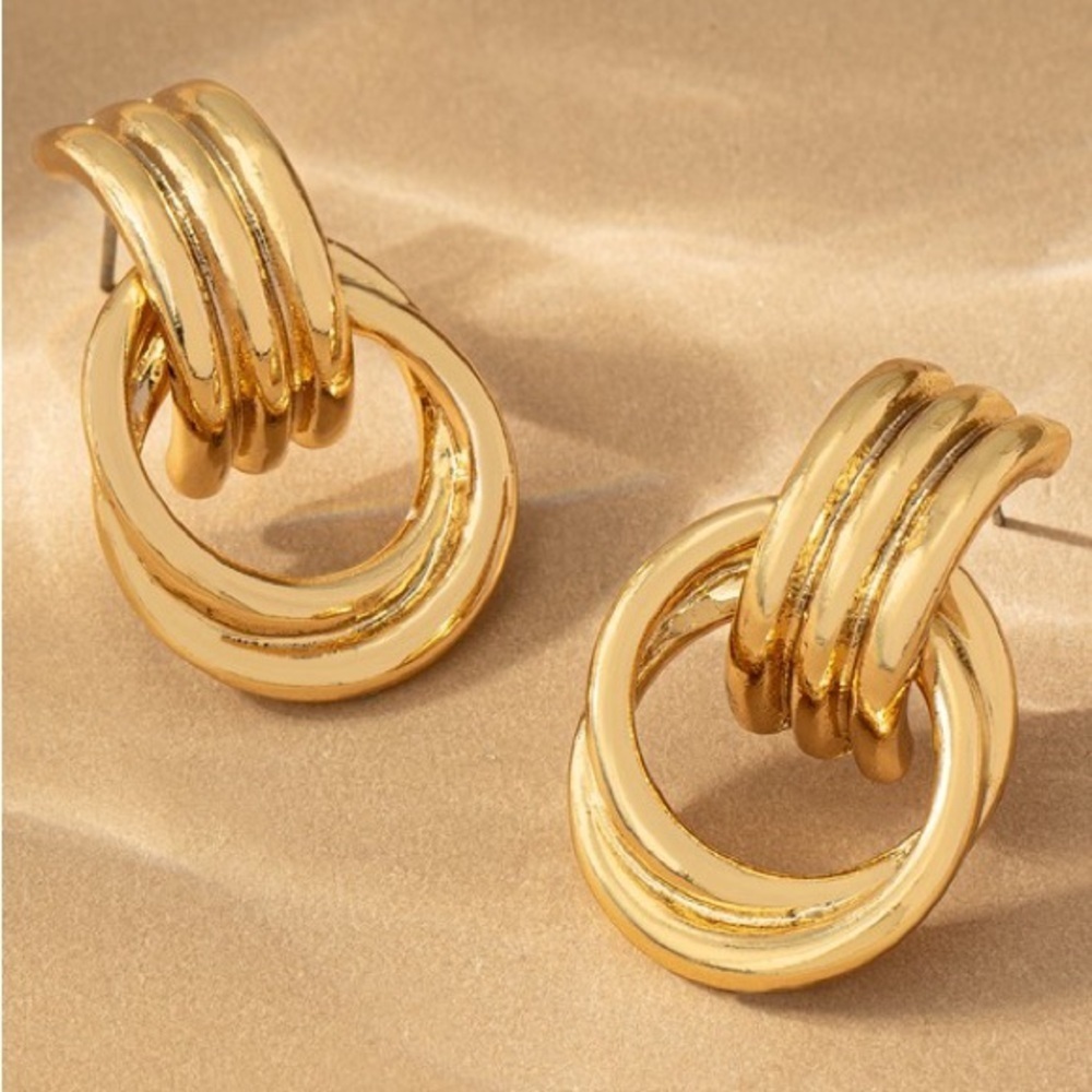 Gold Knot Earrings (4002)